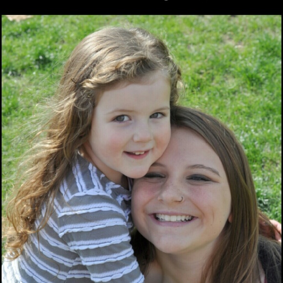 Meet your Posher, Emily - Picture 1 of 1