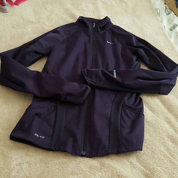 Nike dri-fit zipped jacket