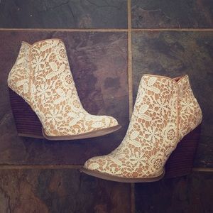 Very Volatile Lace booties