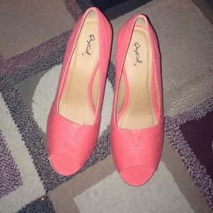 ❤️Coral open toe wedges