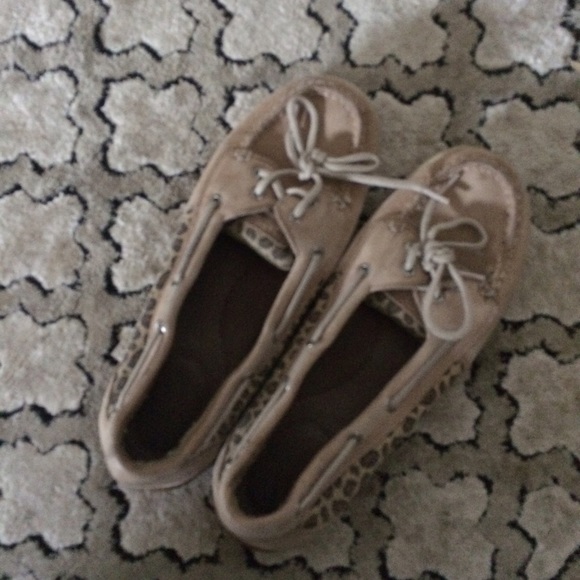 Bundle of used shoes