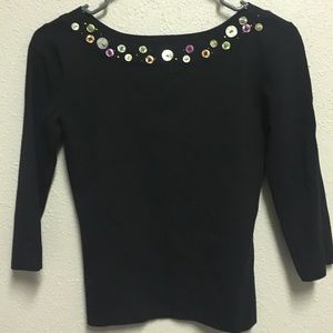 Women's black 3/4 top