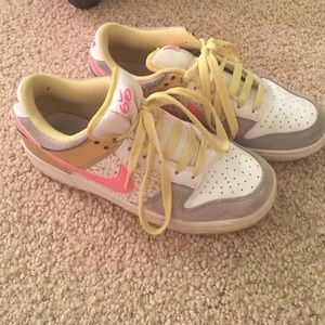 Yellow, pink and gold NIKE 6.0