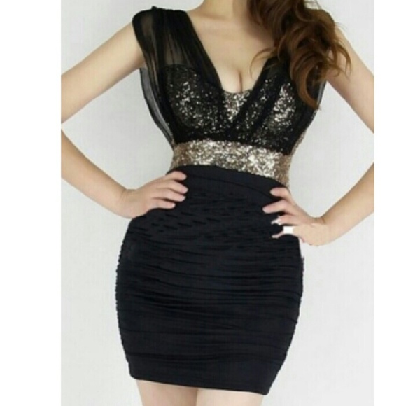 Mini dress - Picture 2 of 2