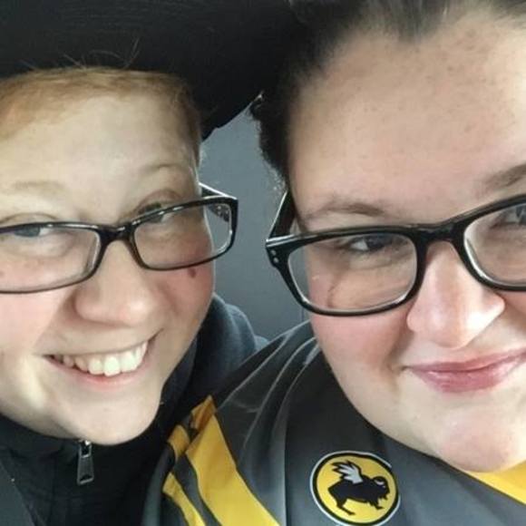 Meet your Posher, Jessica - Picture 1 of 1