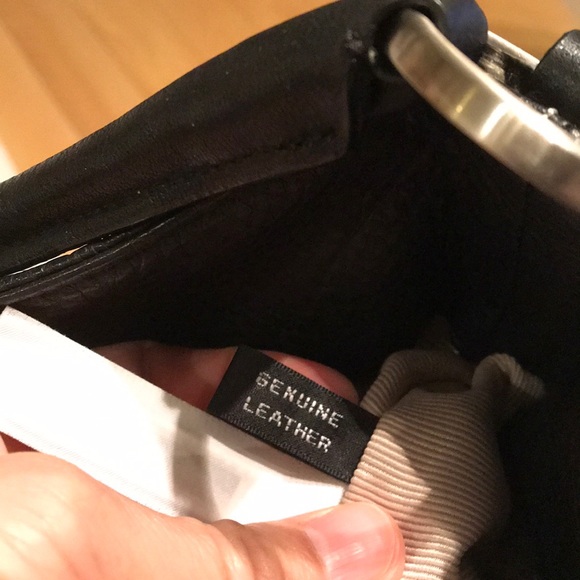 Ann Talyor small leather shoulder bag - Picture 5 of 5