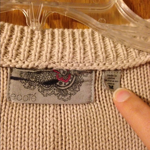 Sold - Picture 3 of 3