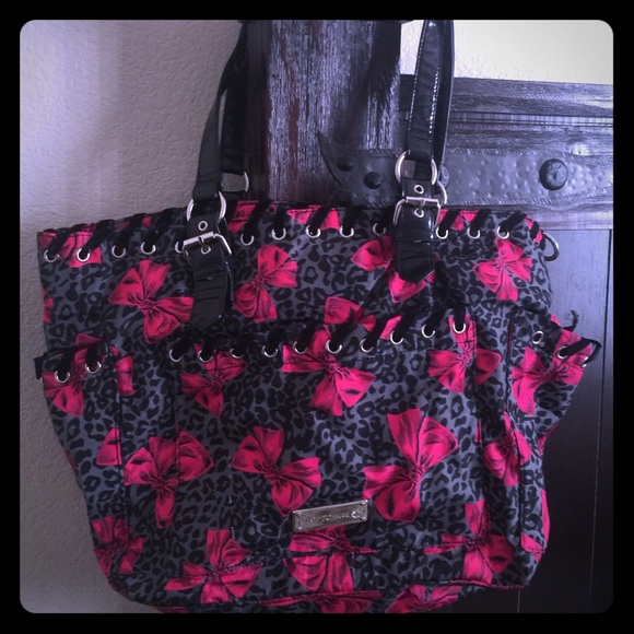Betsey Johnson travel tote