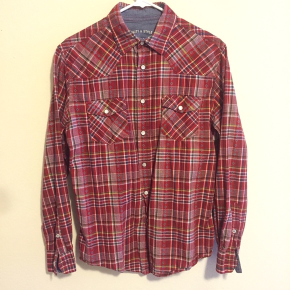 Mens button up size Medium