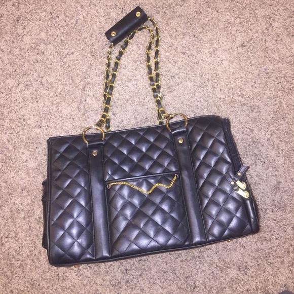 Puppy purse