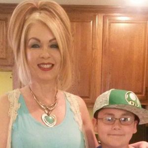 Meet your Posher, Vicky