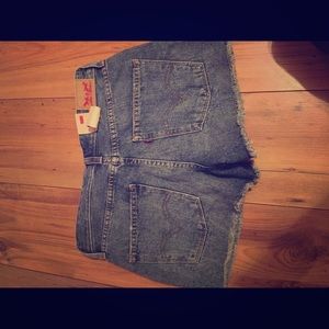 Levis high wasted shorts
