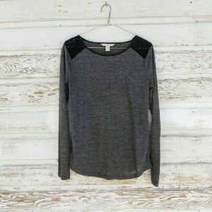Banana Republic grey and lace ls top