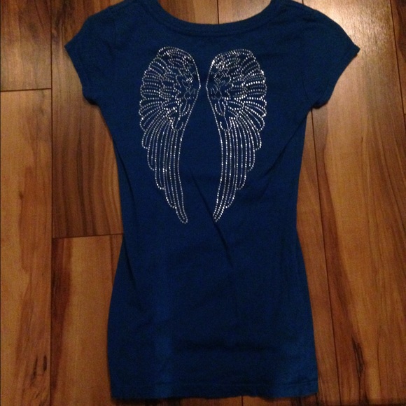 Aero shirt size small