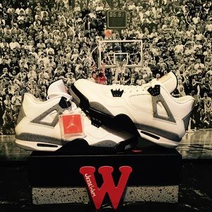 ***DS AIR JORDAN IV RETRO***