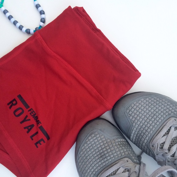 Red 2" femme royal shorts