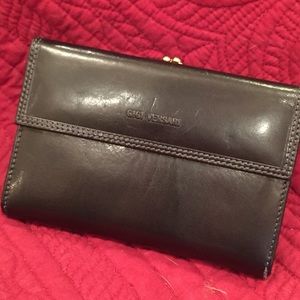 Small black leather wallet. Made in Italy