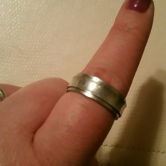 Mens stainless steel spinner ring