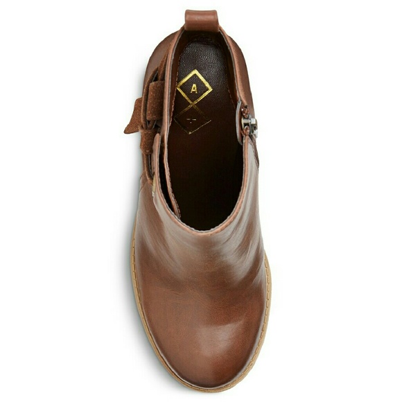 Cognac Ankle Boots - Picture 3 of 4