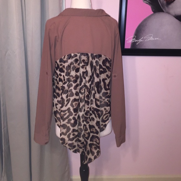 button down top - Picture 2 of 2