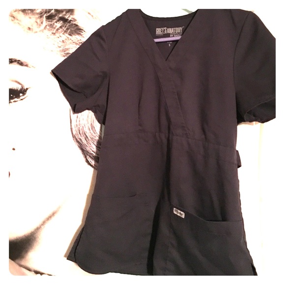 Size small! Greys anatomy scrub shirt! Dark grey !