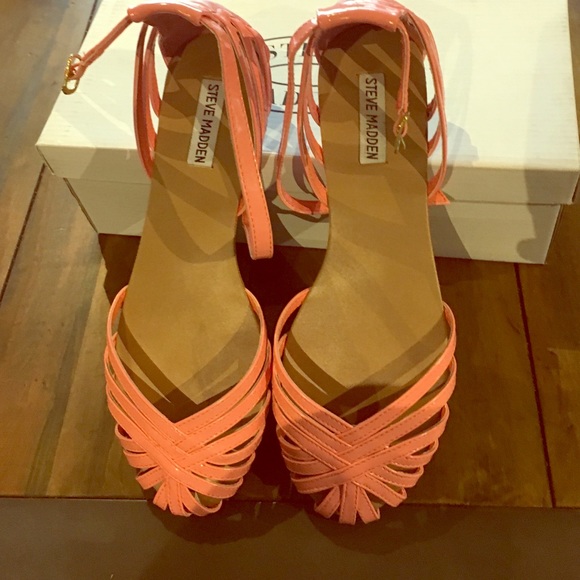 Super cute flats