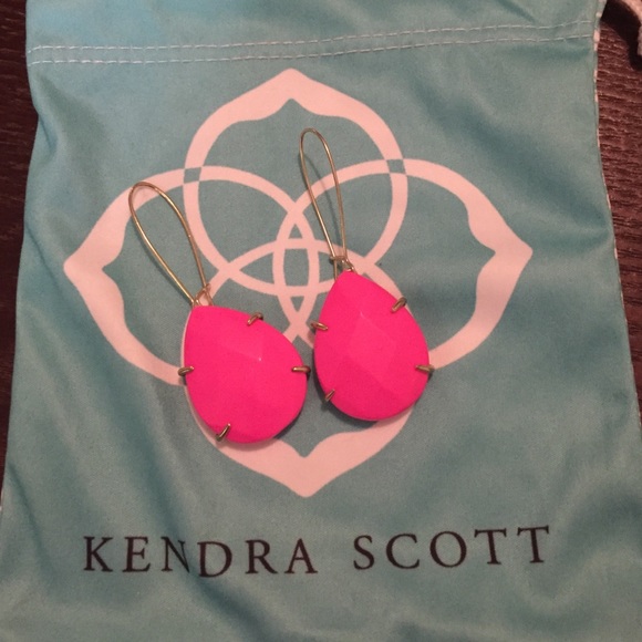 Kendra Scott neon pink Allison earrings