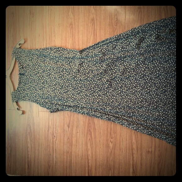 Sleeveless Floral Dress