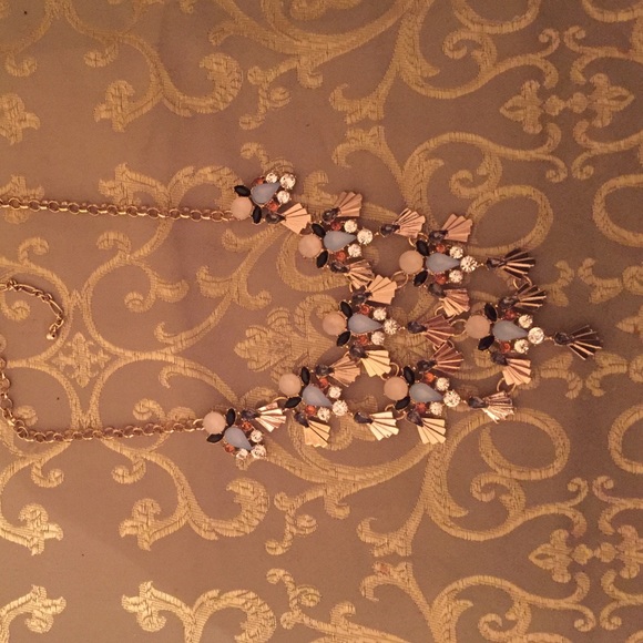 Statement necklace!!