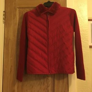 Red Size XL Beautiful Coat with Faux Fur Collar