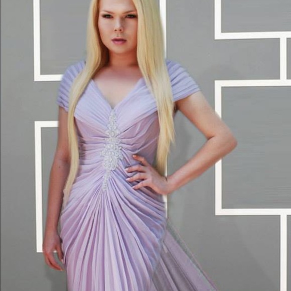 Meet your Posher, Sheri - Picture 3 of 3