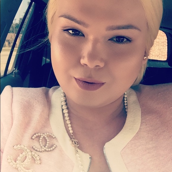 Meet your Posher, Sheri - Picture 2 of 3