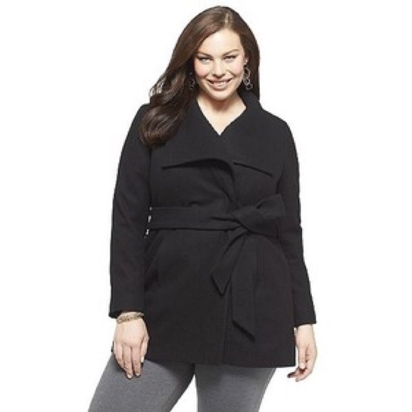 Women's plus size wrap coat