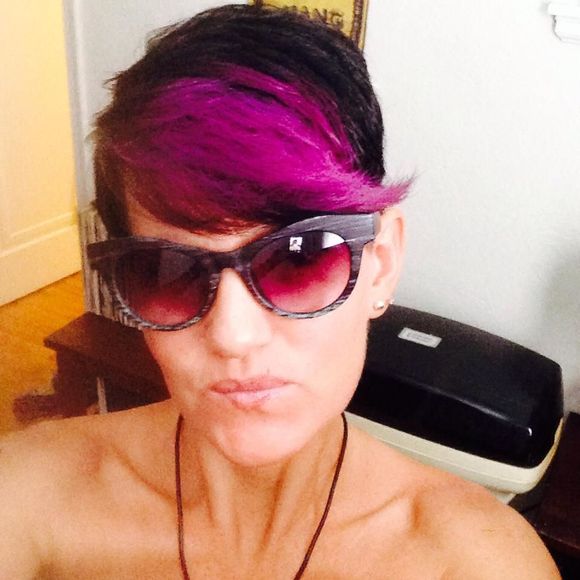 Meet your Posher, Lisa - Picture 1 of 1