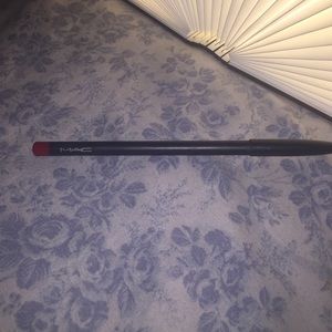 MAC lip pencil