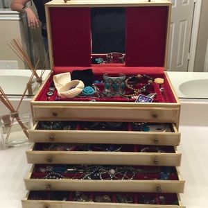 Vintage Jewelry box🔥🔥👌🏼👌🏼👌🏼👌🏼