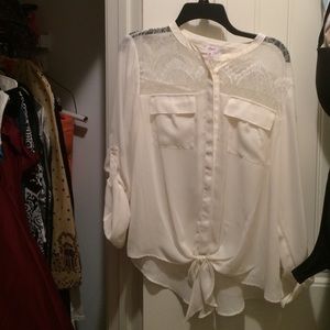 Candies Off White Top