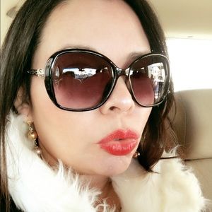 Meet your Posher, Tanya