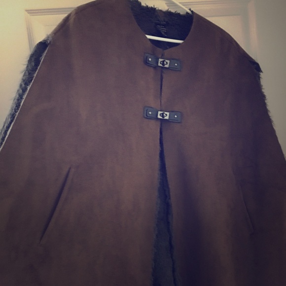 Suede cape, great condition