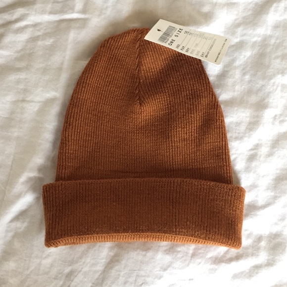 Brandy Melville beanie