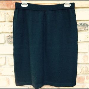 ST. JOHN Basics Black Santana Knit Skirt Size 6