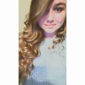 Meet your Posher, Mandy