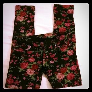 Beautiful flower printed Spandex Leggins💖
