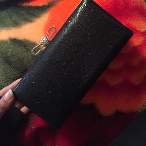 Black purse