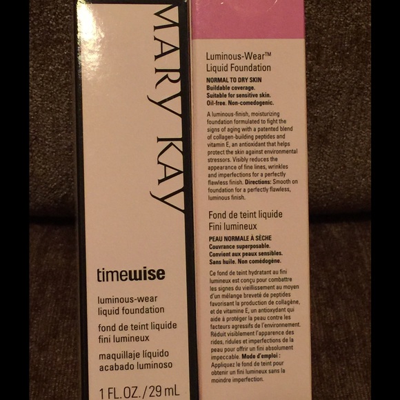 Mary Kay Luminous wear liquid foundation. New!