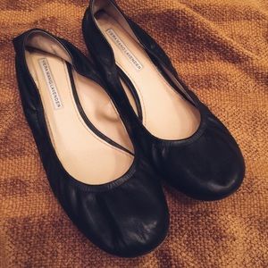 Vera Wang Lavender ballet flats- barely worn!
