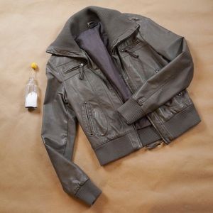 URBAN OUTFITTER - Faux Leather Bomber Jacket