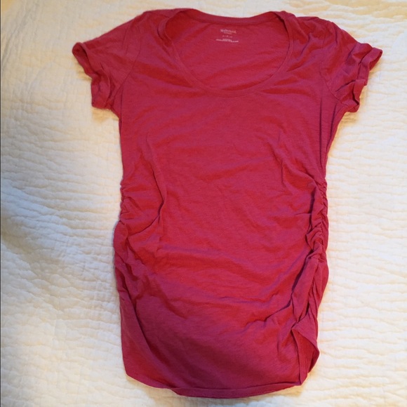 Pretty red colored maternity tee