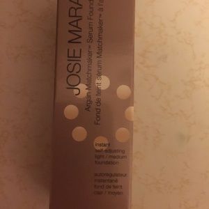 BRAND NEW Josie Maran Matchmaker Foundation