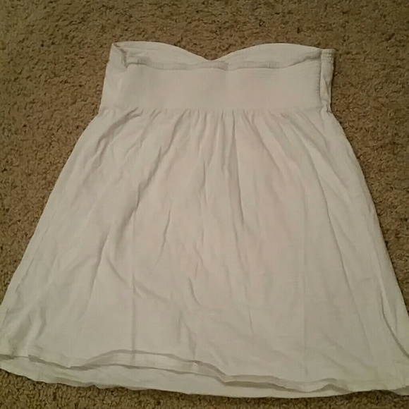 AE Strapless Top - Picture 2 of 3